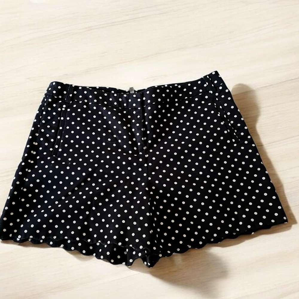 Anne Klein Navy Blue Polka Dot Shorts Size 12